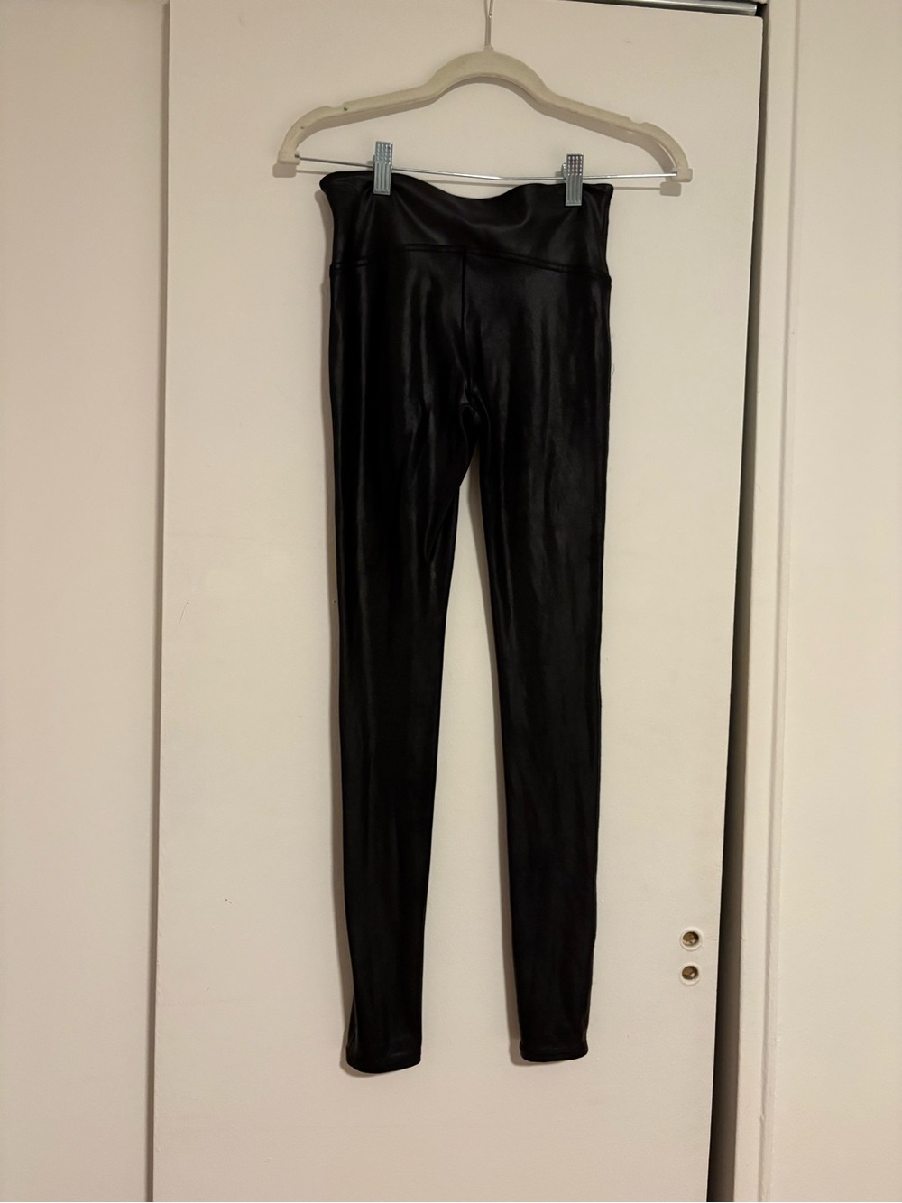 SPANXshape Faux Leather Leggings - Small - Picture 2 of 4